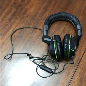 Turtle beach XO 7 gaming headset w/ mic